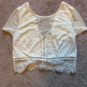 Express Lace Blouse - crop top Cream